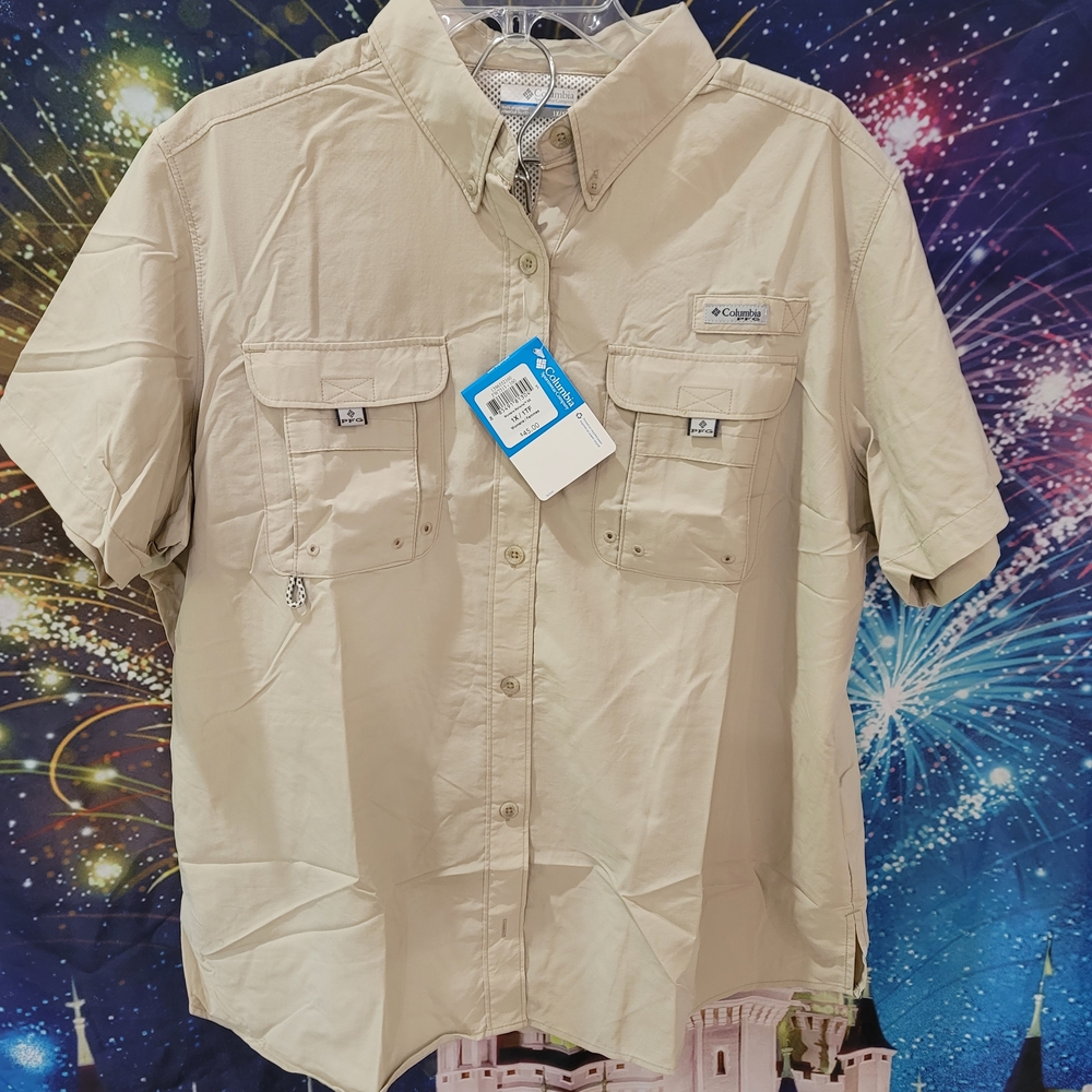 Columbia Short-Sleeve Outdoor Shirt in Light Khaki